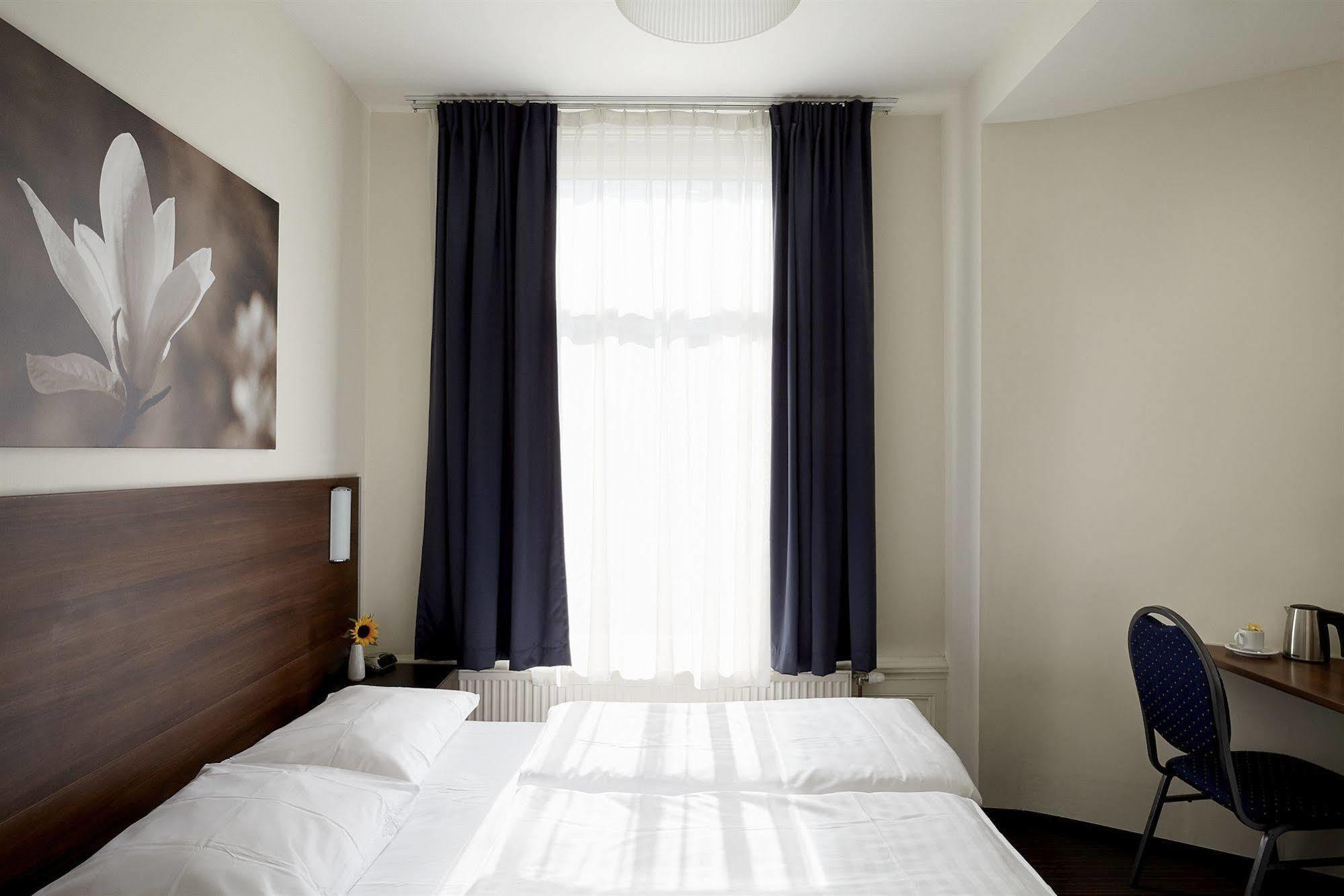 Hotel D'Amsterdam Leidsesquare Bagian luar foto